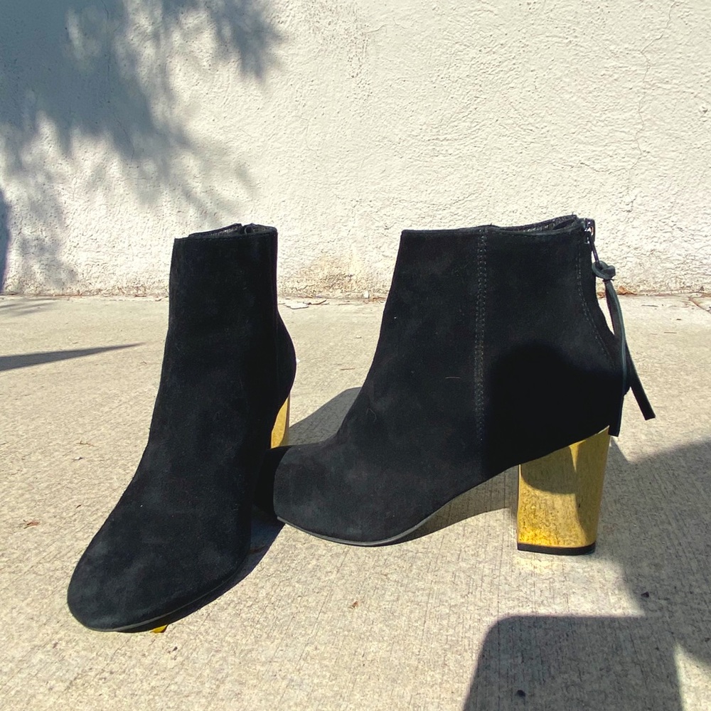 Steve Madden ankle bootie